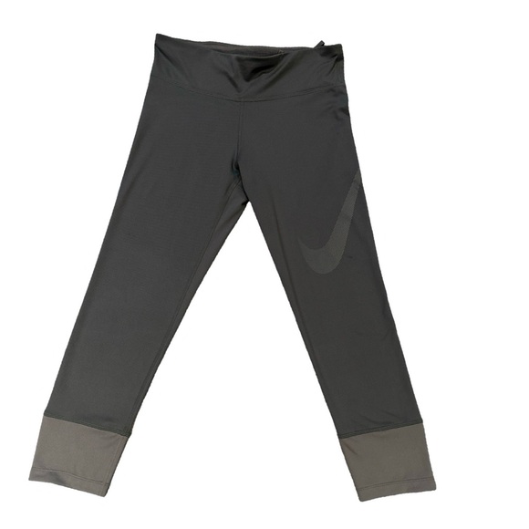 Nike Dri Fit Grey Cropped Capri Leggings Size Small - Picture 3 of 5